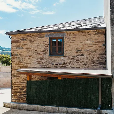 Casa Robaleira Holiday home