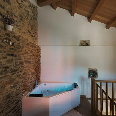 Casa Robaleira Holiday home *
